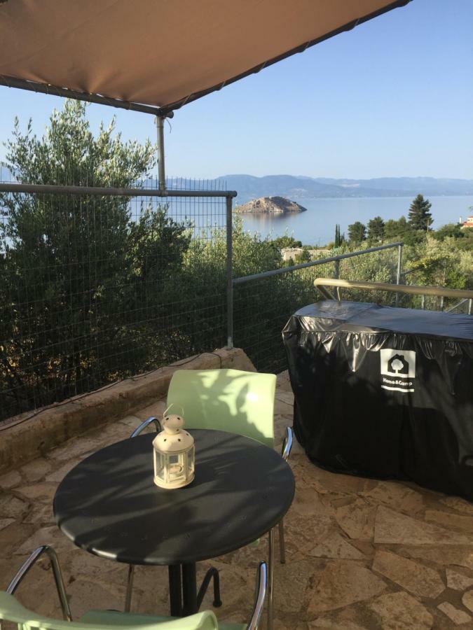 Villa Skorponeria, Pool & Sea Szkroponéria Kültér fotó